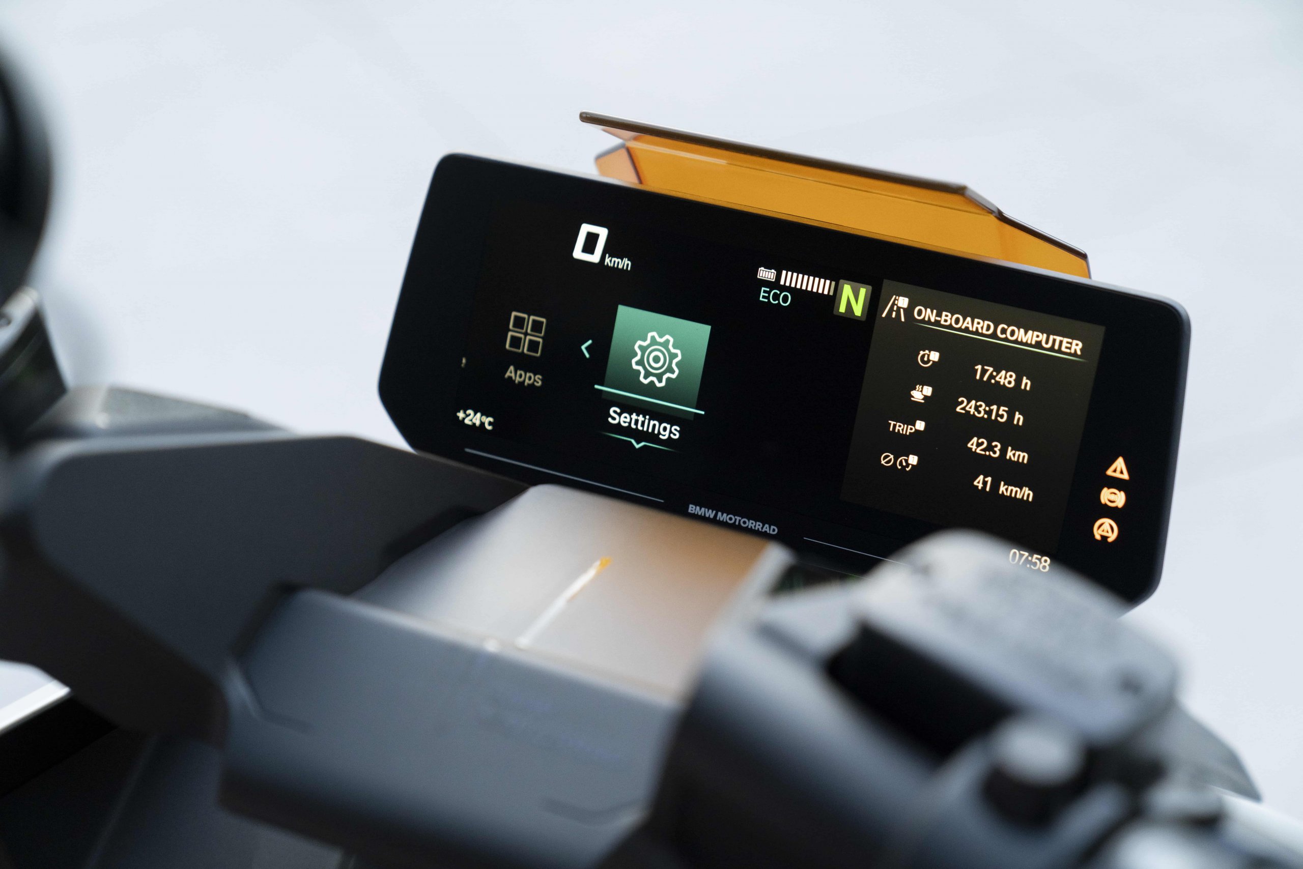 Bmw Motorrad Definition Ce 04 Beauty 12 Min