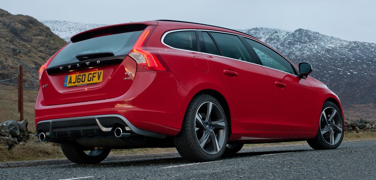 Volvo V60 R Design 2011 1280 18
