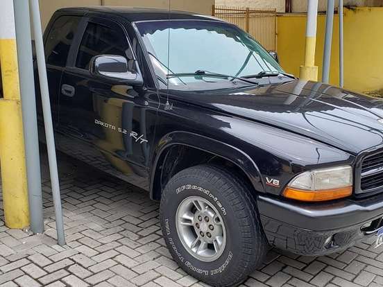 Dakota V8