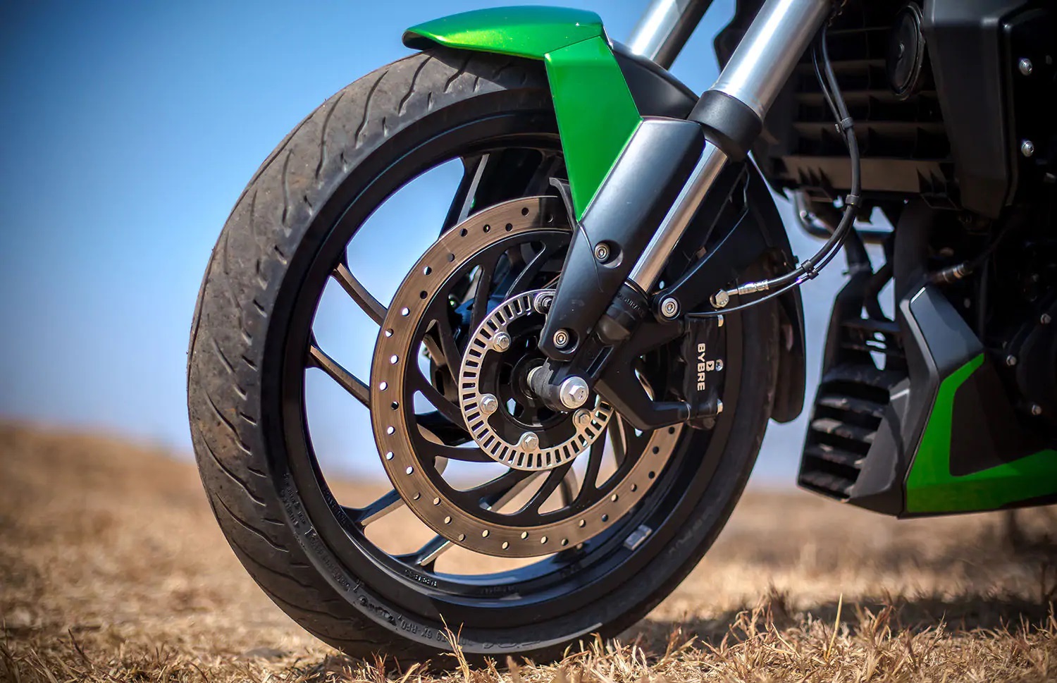 7. Suspensão Invertida