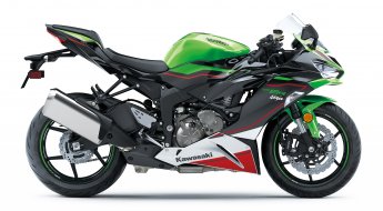 0.-Kawasaki-Ninja-ZX-6R-