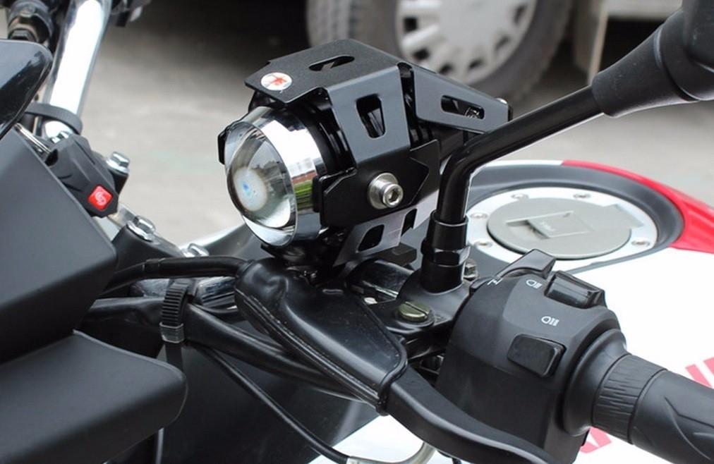 Thumbnail 5. Farol Auxiliar