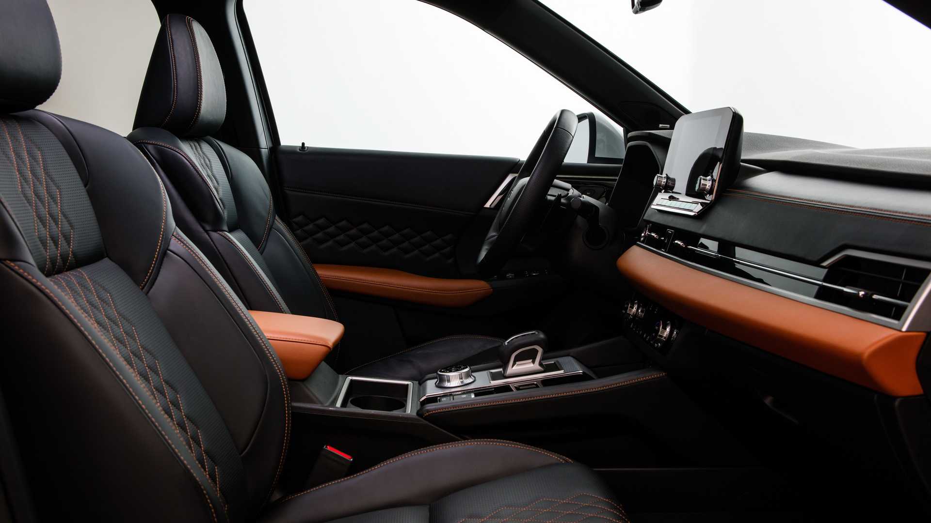 Novo Mitsubishi Outlander Interior