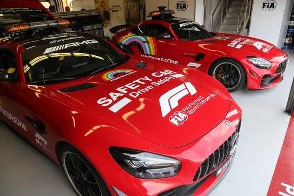 marcas homenagens rivais