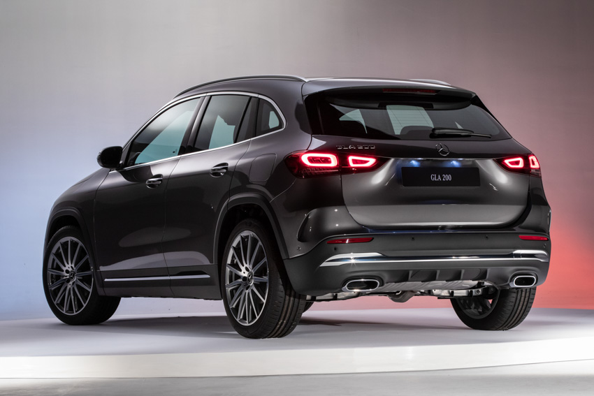 Mercedes Benz Gla 200 Amg Line (4)