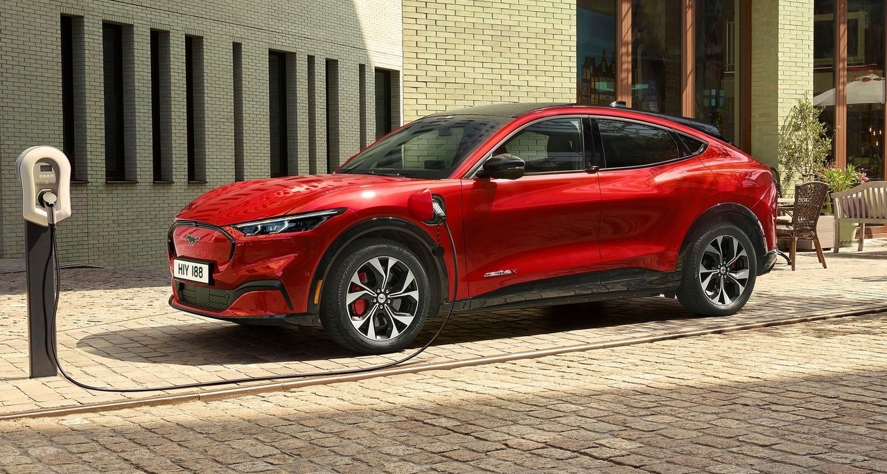 Thumbnail Ford Mustang Mach E