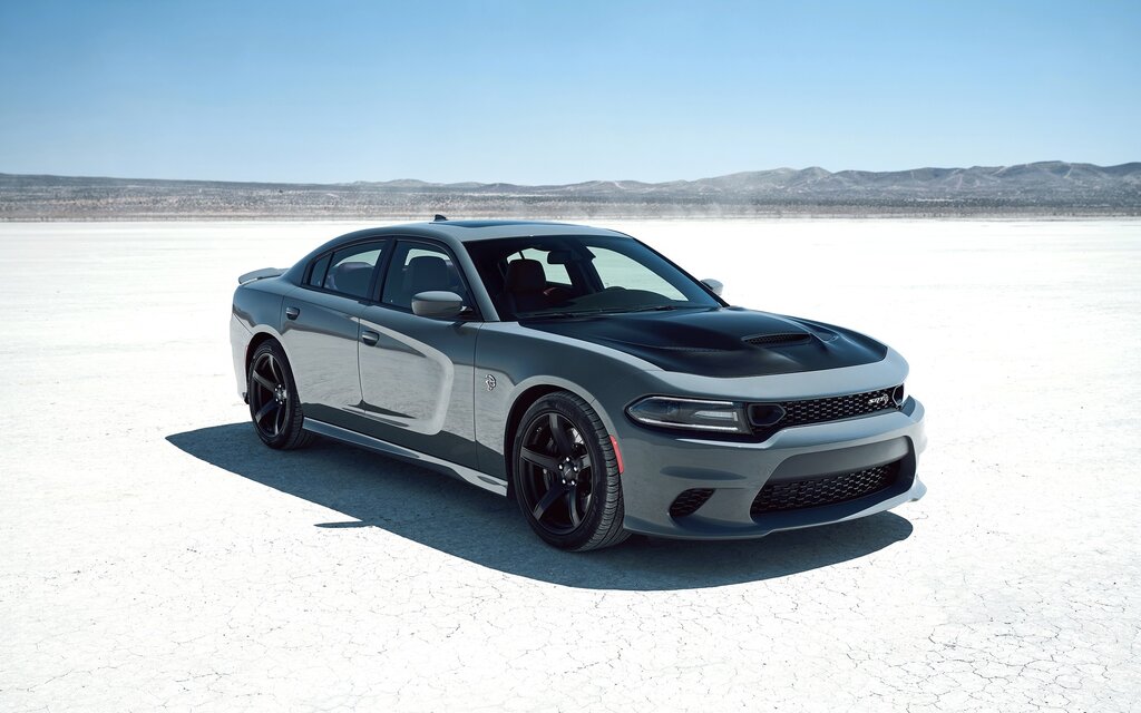 SRT Charger Hellcat