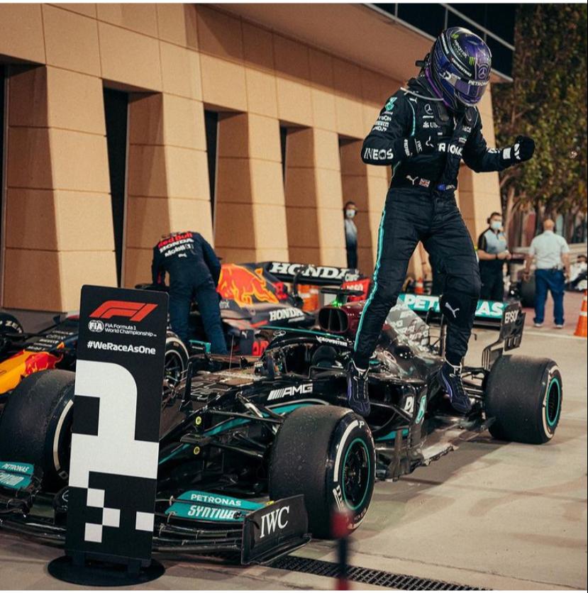 Lewis Hamilton Mercedes equipe fórmula 1 2021