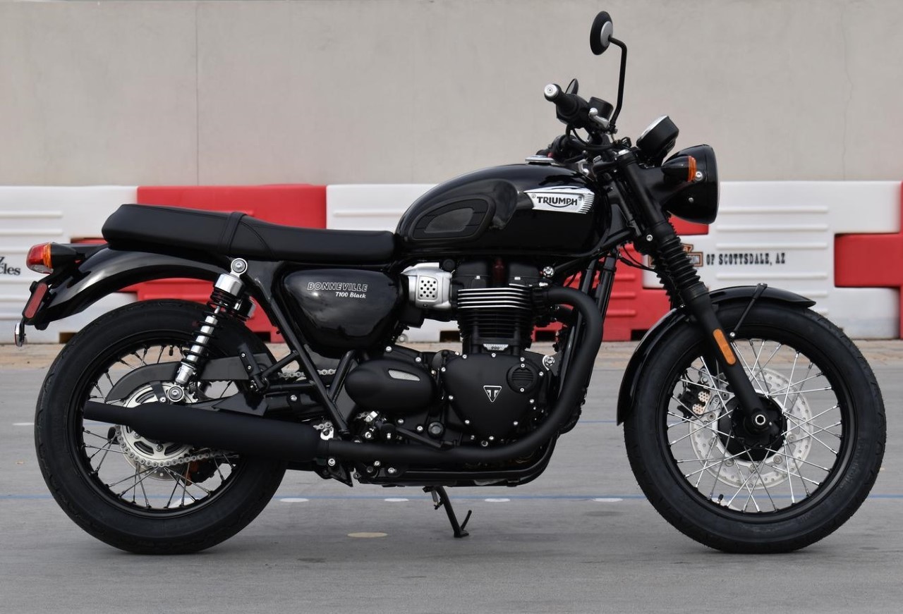 Thumbnail 2. Bonneville T100 Black