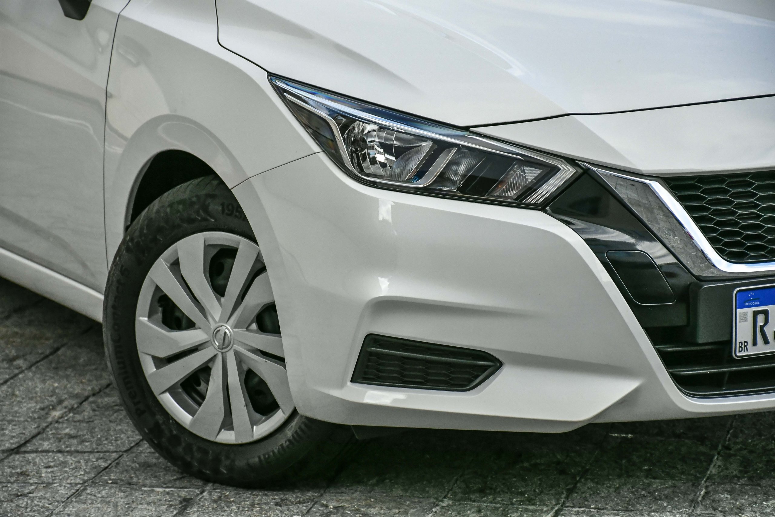 Nissan Versa Sense 7559