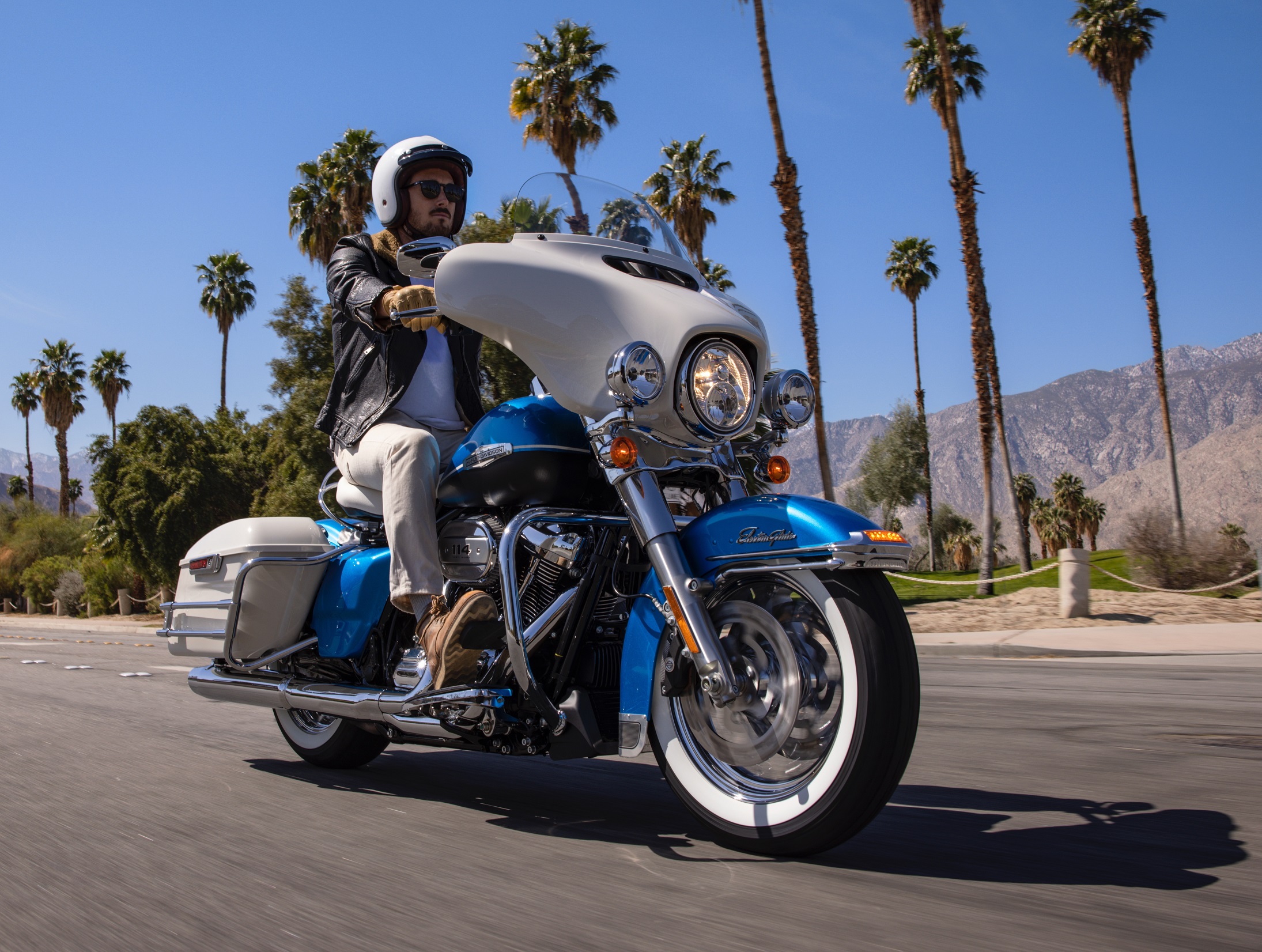 2. Harley Davidson Electra Glide Revival