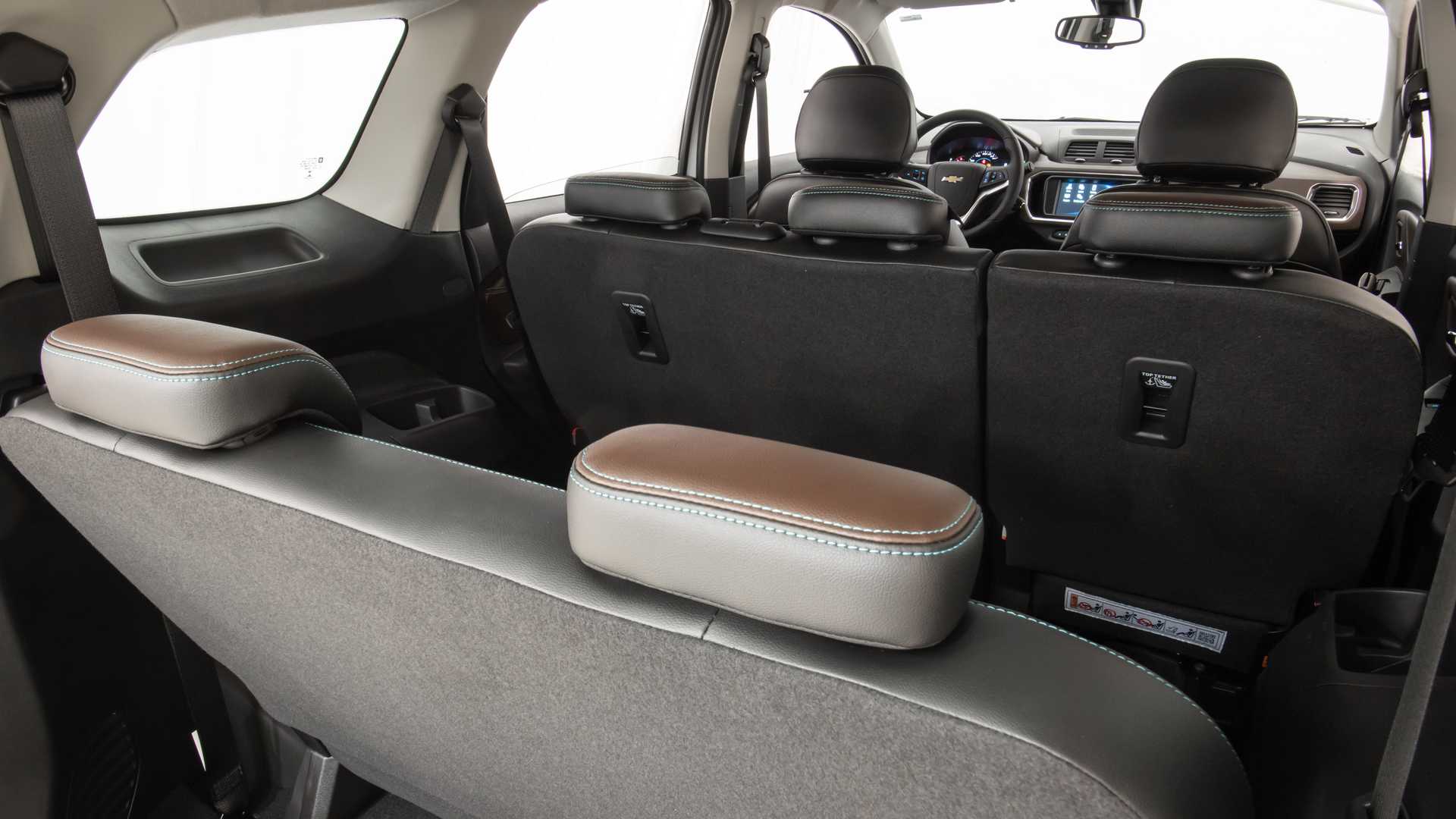 Chevrolet Spin Premier 2022 (4)