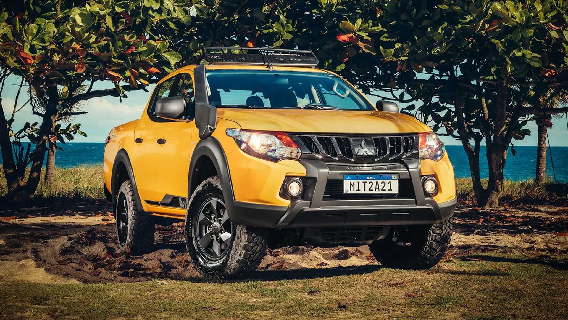 Mitsubishi L200 Triton Savana 2022 (1)
