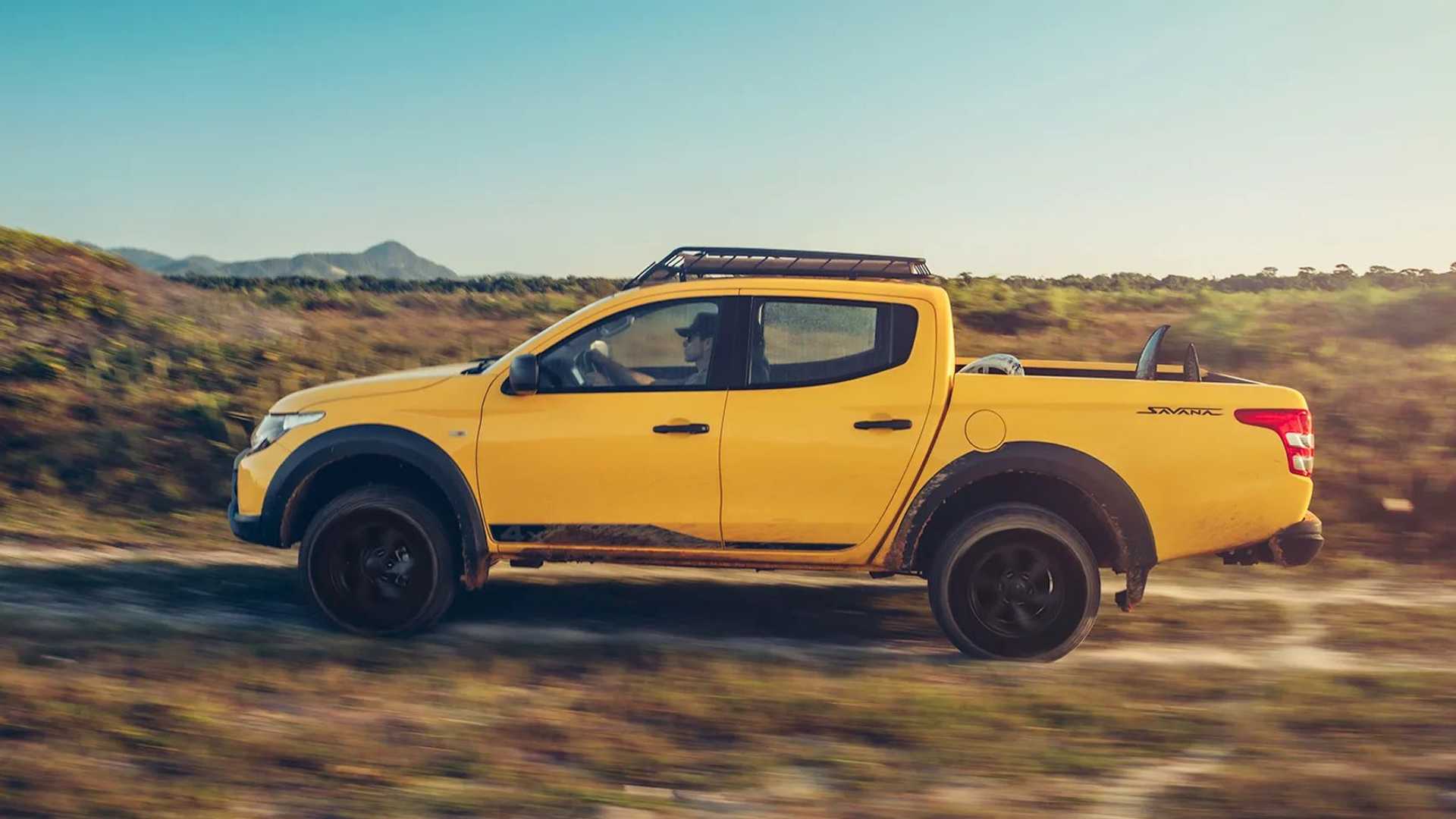  Modelo tem tração 4x4 com diferencial traseiro com bloqueio eletrônico