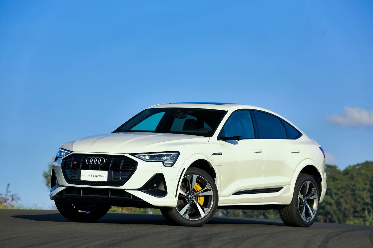 Audi E Tron S Sportbck14 2 carros elétricos
