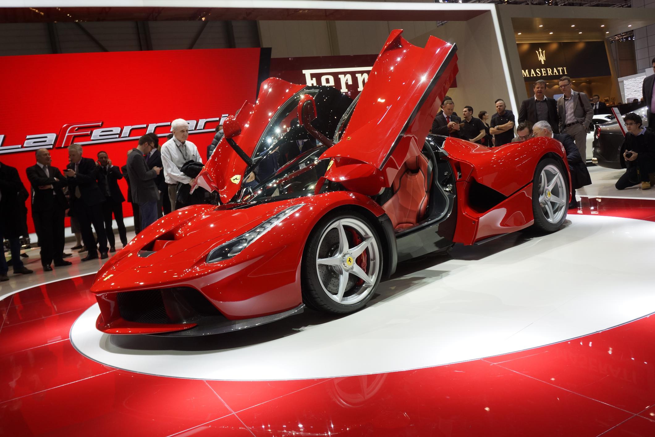 Ferrari Laferrari Genera 2013
