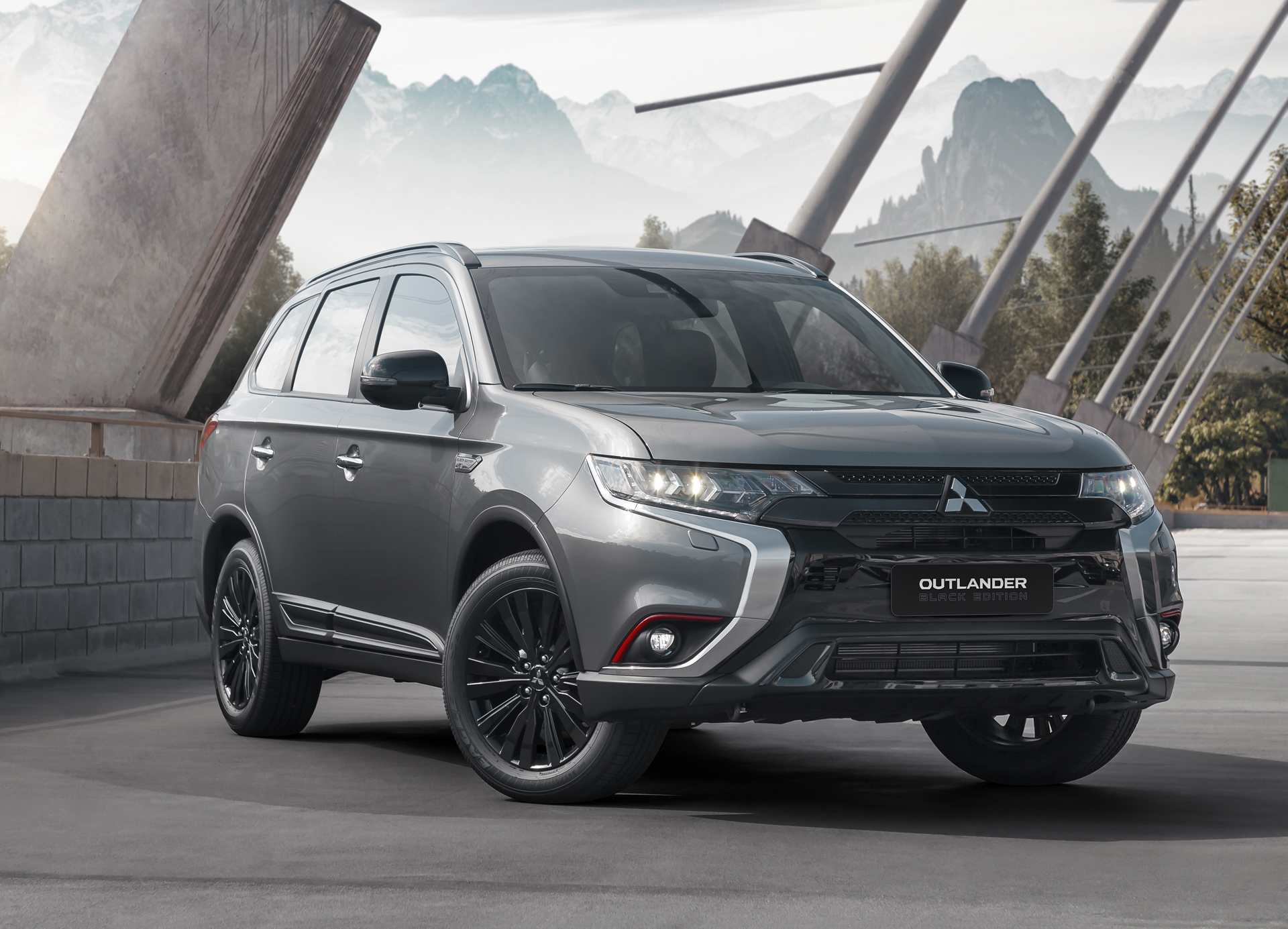 Outlander Black Edition