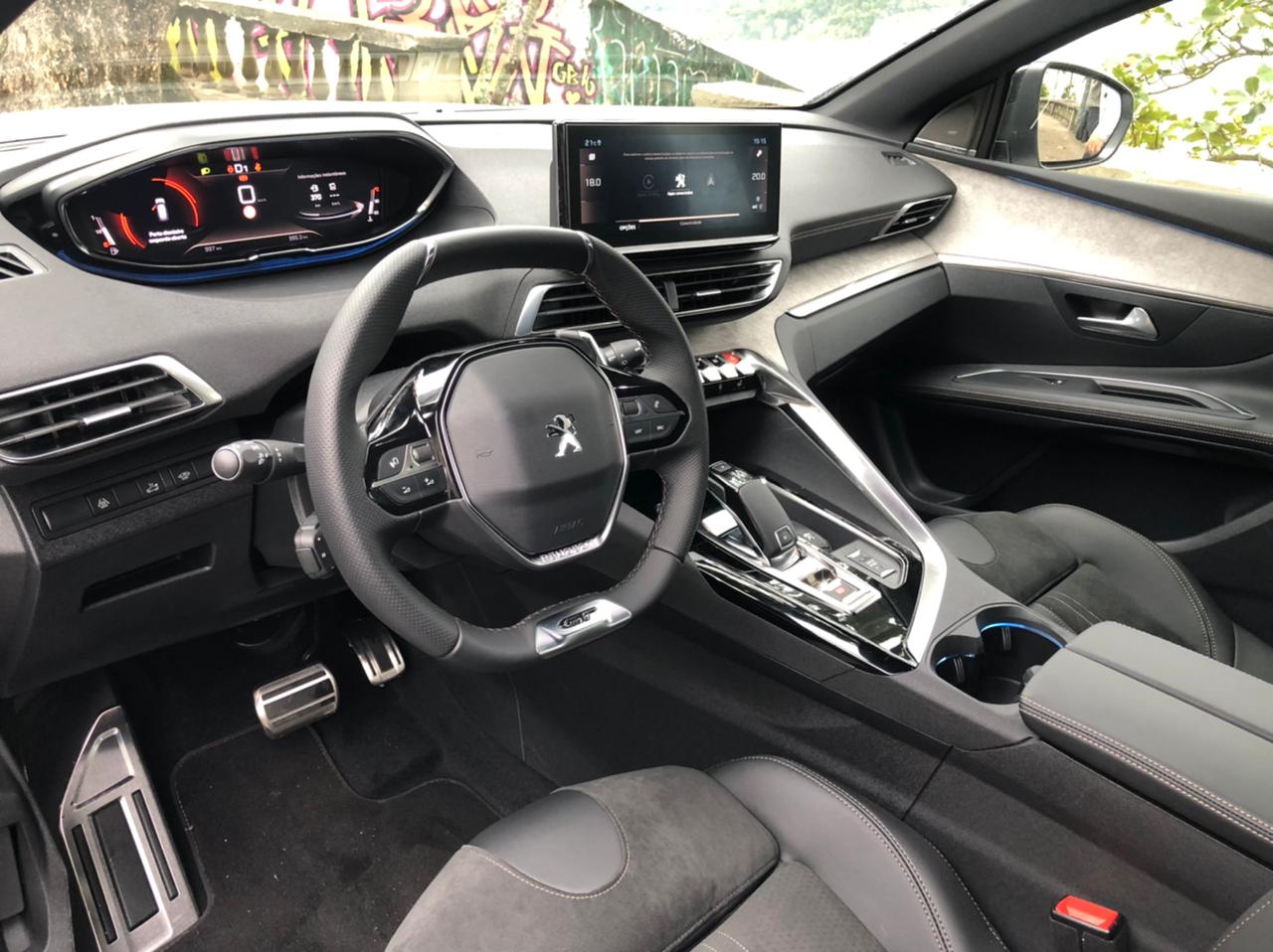 Peugeot 3008 2022 (20)