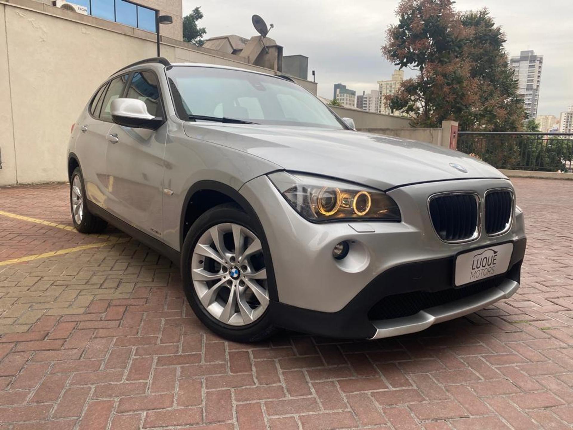 Bmw X1 2.0 16v Gasolina Sdrive18i 4p SUVs até R$ 70 mil