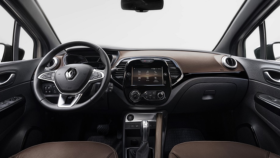Interior do novo Renault Captur terá acabamento nas cores marrom e preto