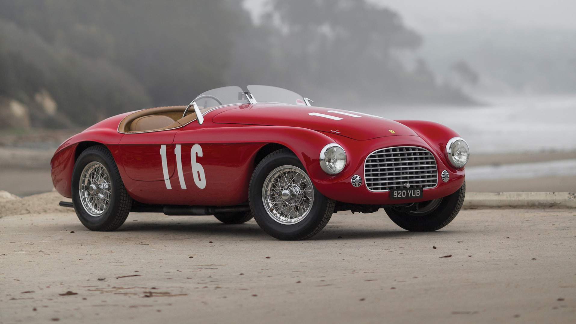 Ferrari 166 MM Barchetta estreou no Salão de Paris