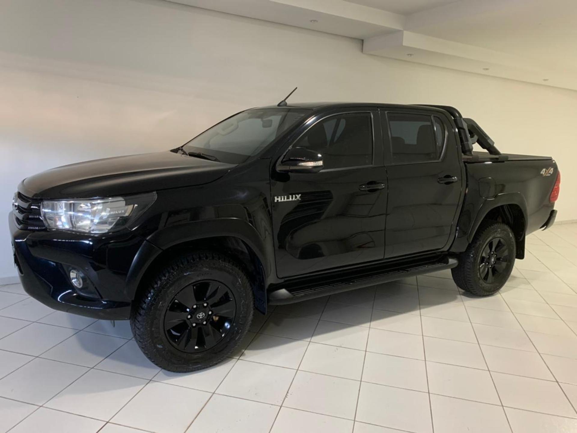 Toyota Hilux SRV turbodiesel 