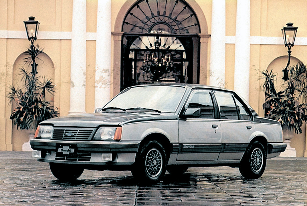 Chevrolet Monza 1986