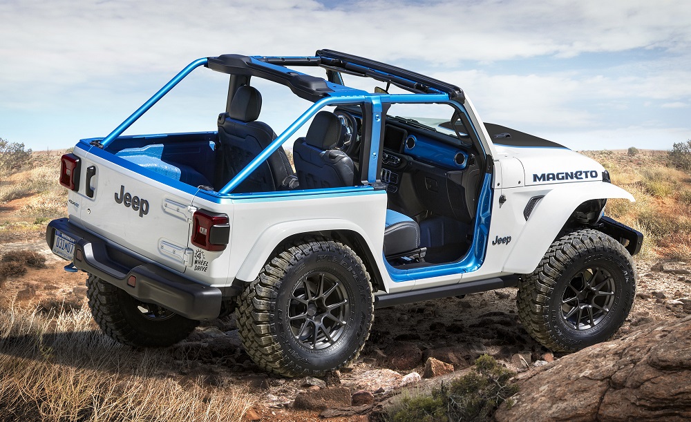Primeiro Jeep elétrico deve ser baseado no conceito Magneto, que usa a estrutura do Wrangler