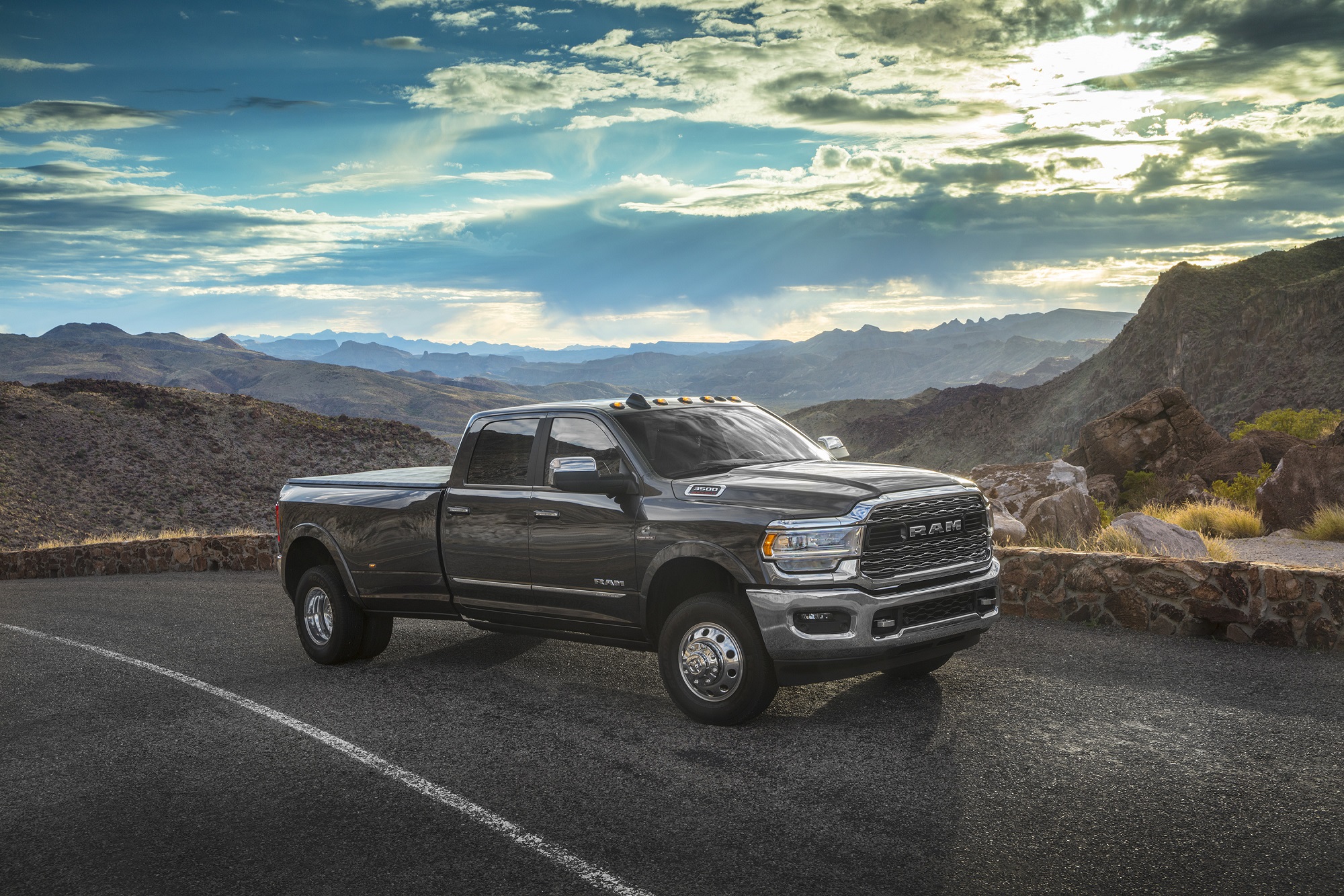 2019 Ram 3500 Heavy Duty Limited Crew Cab Dually