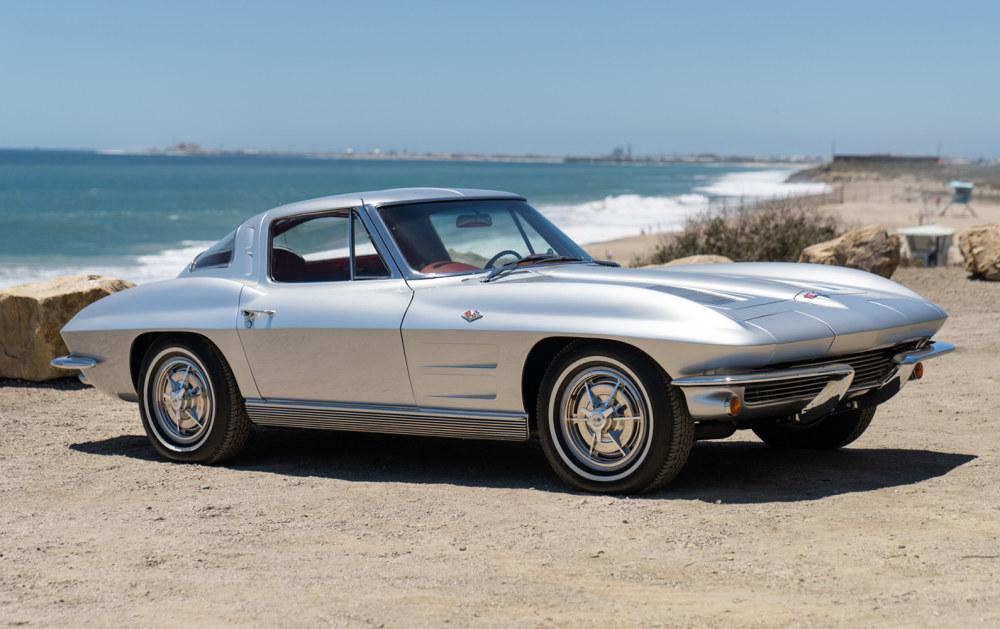 Chevrolet Corvette Cupê Com Janela Dividida 1963