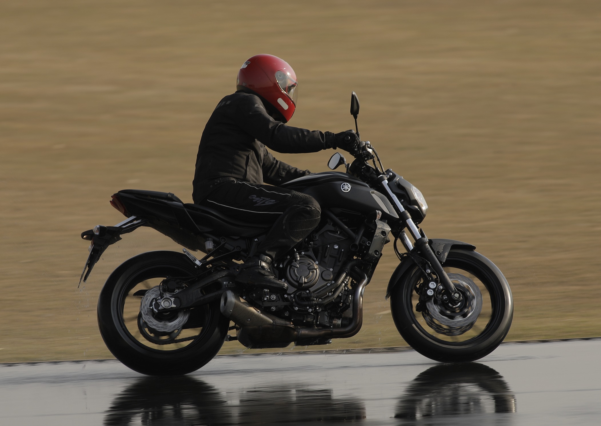 1. Pirelli Diablo Rosso Iv