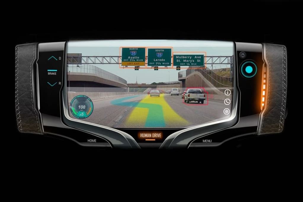 Câmera mostra imagens da estrada quando o modo autônomo não estiver em uso