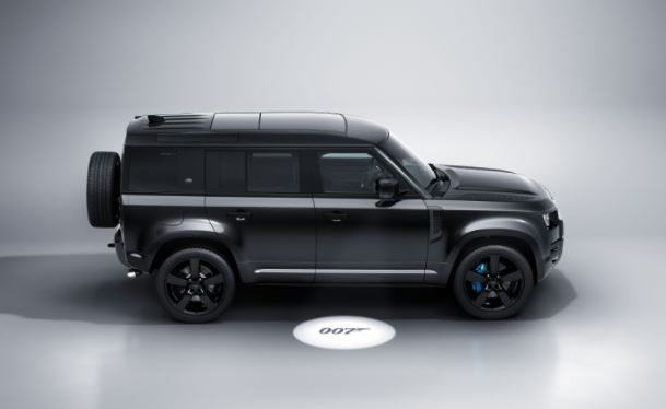 Land Rover Defender V8 "Bond Edition"