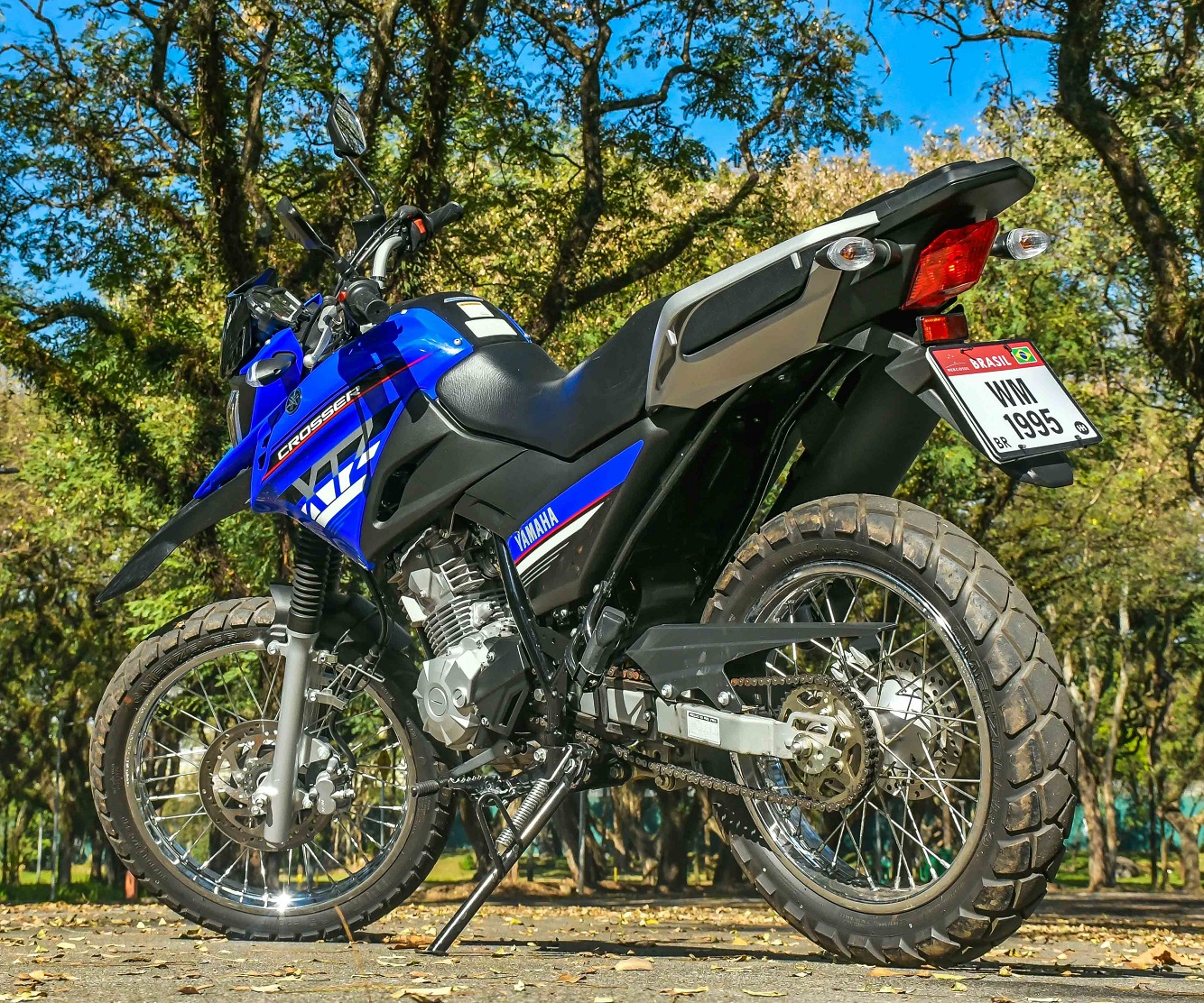 Yamaha Crosser 150 2019 ganha freio ABS e disco na traseira