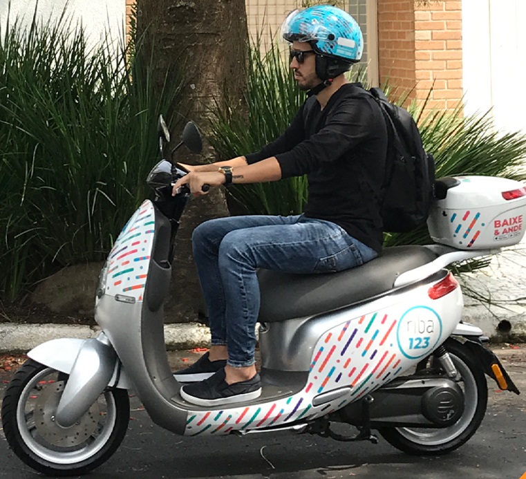 Scooter Elétrico Roba 2