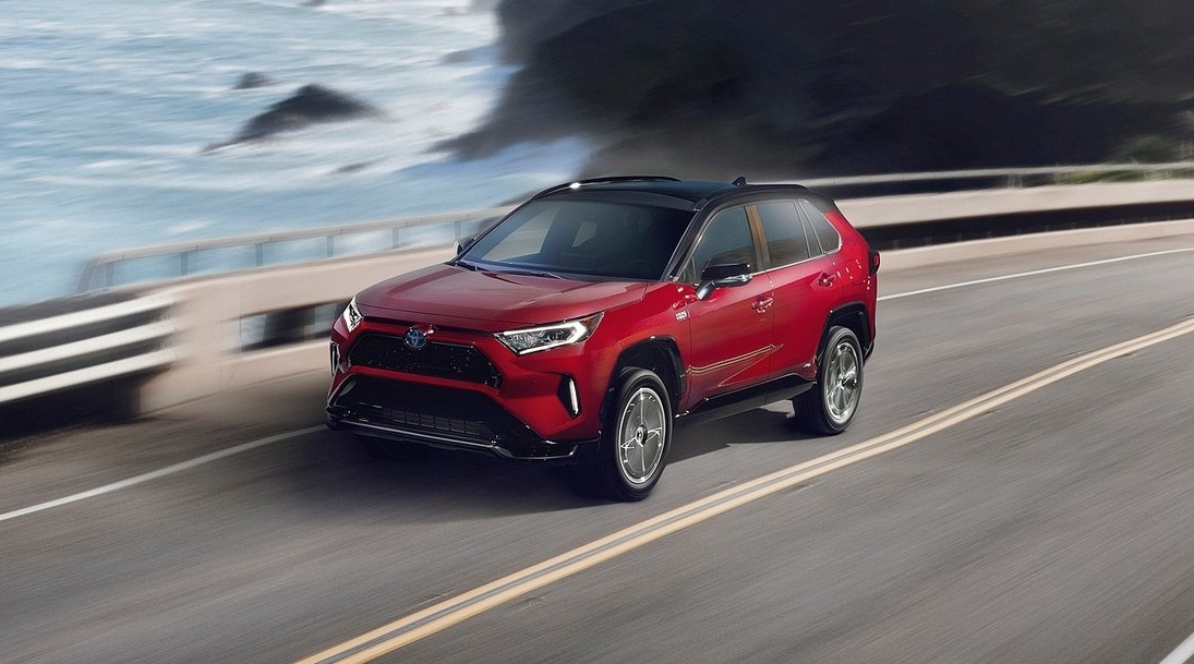 Toyota Rav4 Prime 2021 1600 04