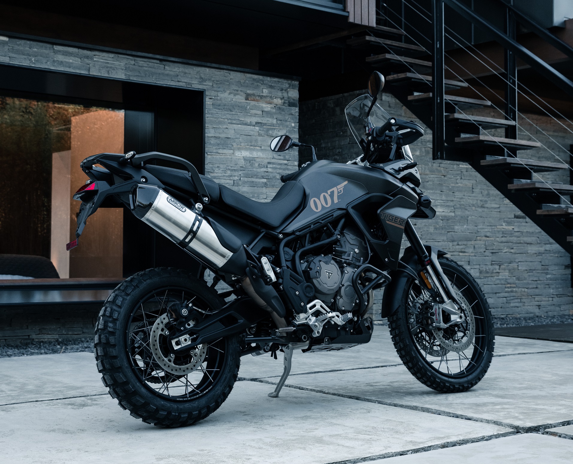 Triumph Tiger 900 Bond Edition 7