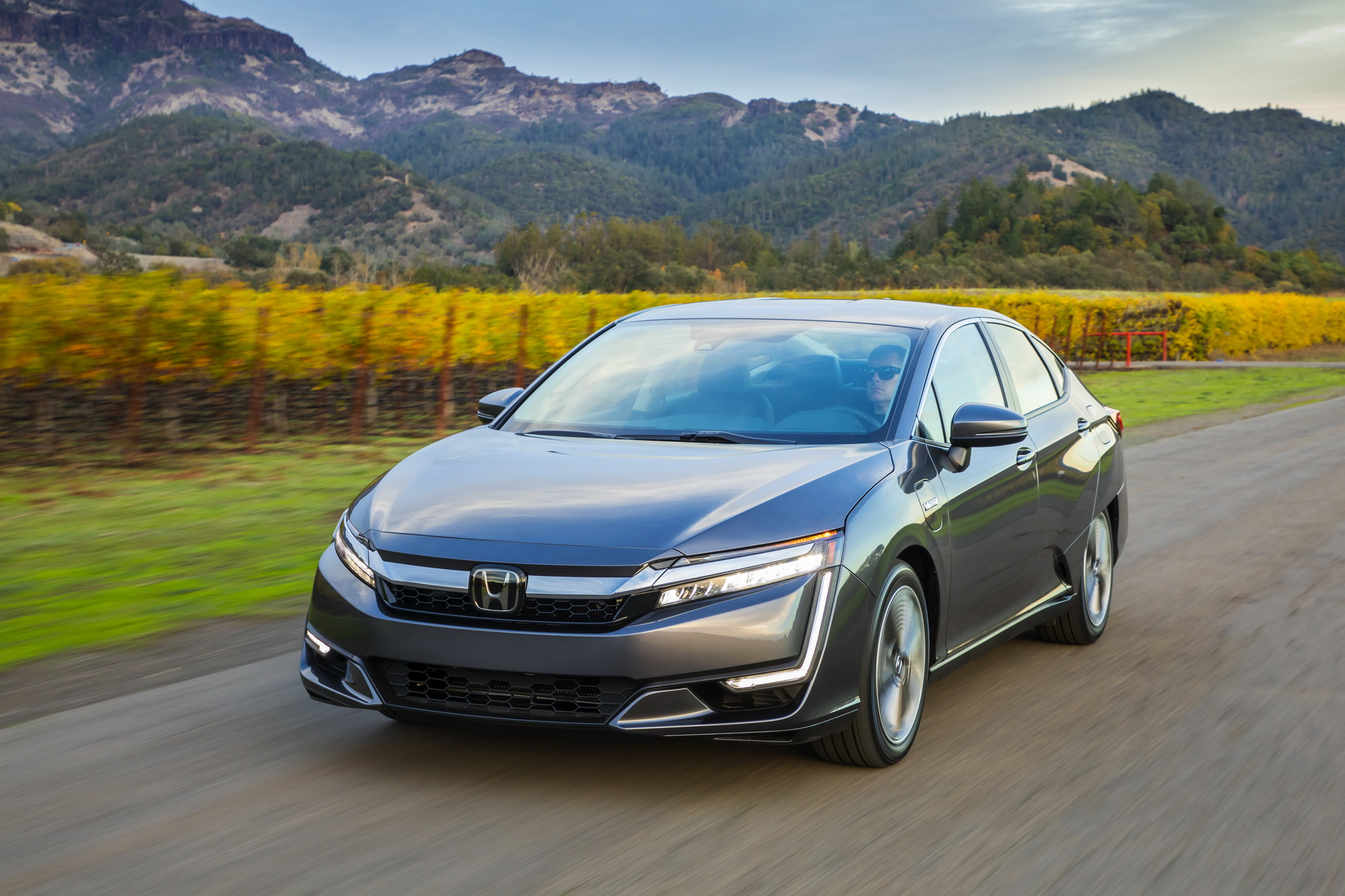 2020 Honda Clarity Plug In Hybrid 01