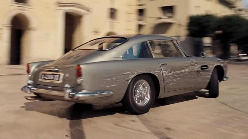 4 carros e 2 motos do novo filme do agente 007