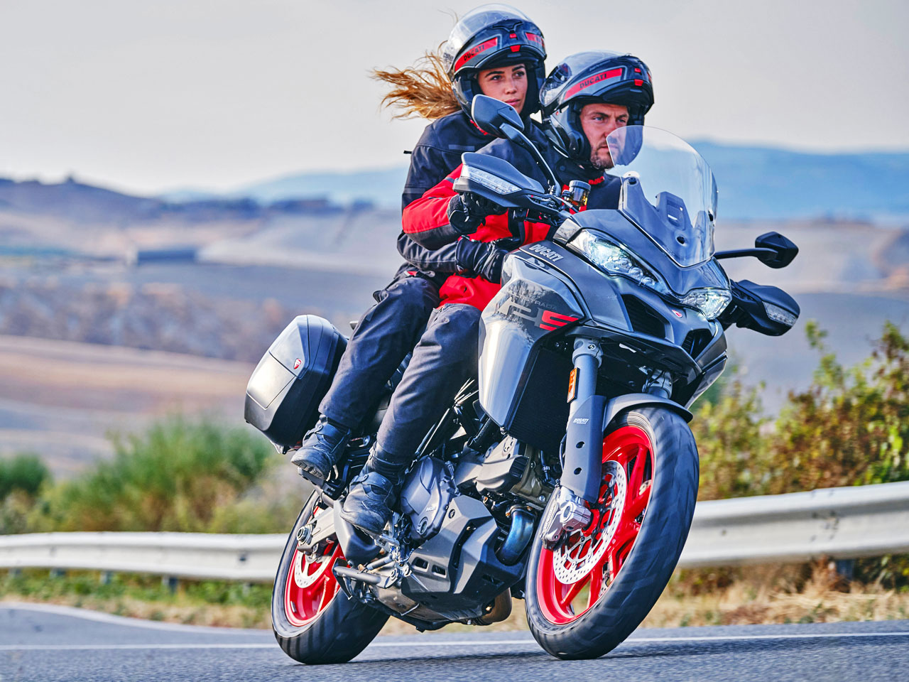 Ducati Multistrada V2 (2)