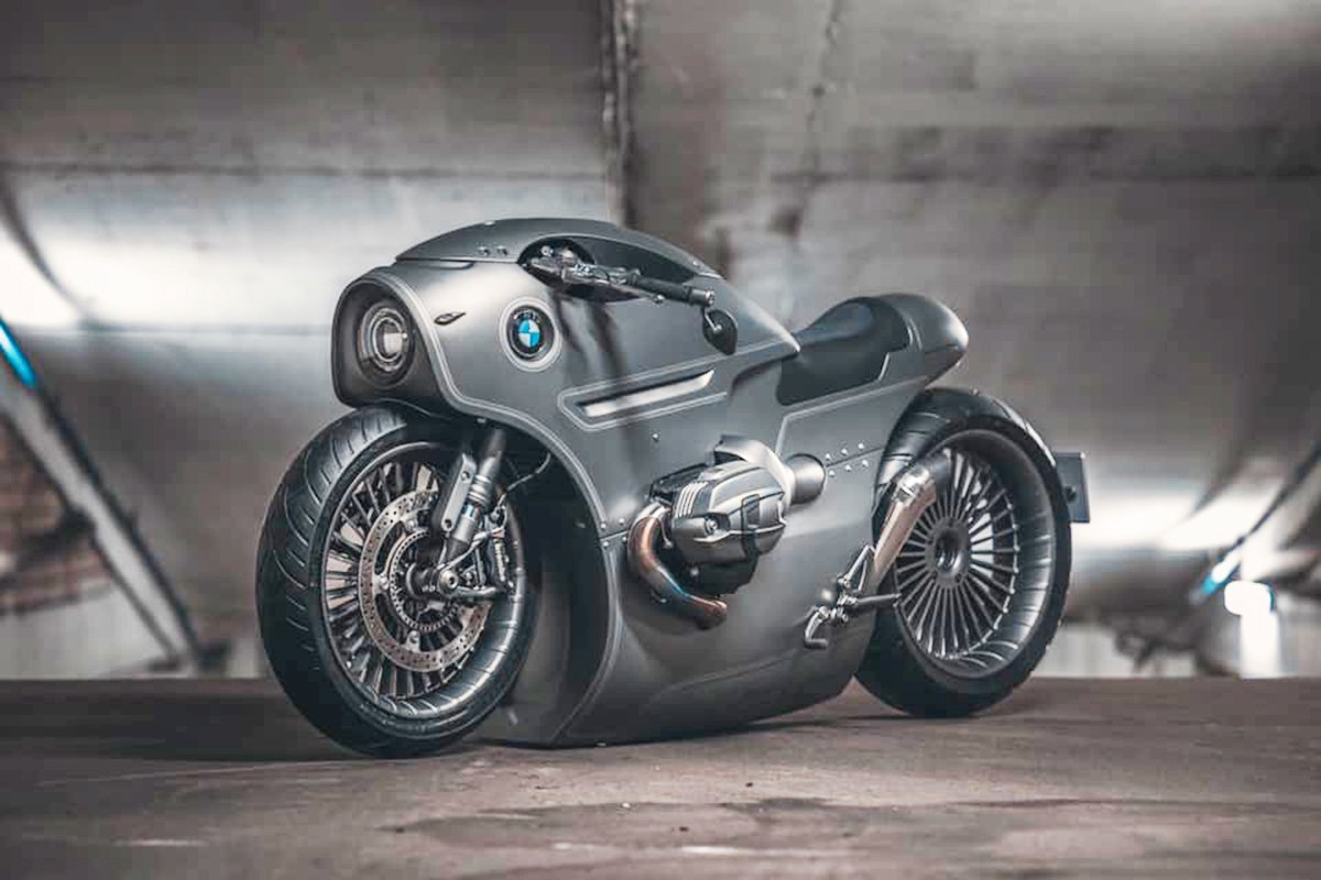 Russos e americanos criam BMW R18 supercustomizada