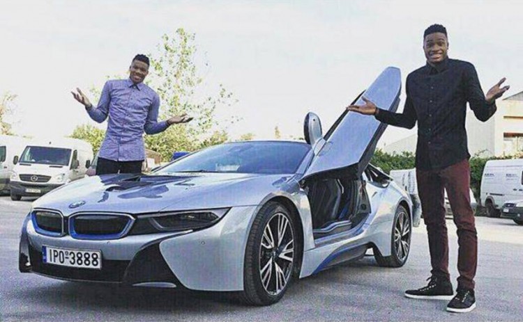 Geannis Antetokumpo estrelas NBA