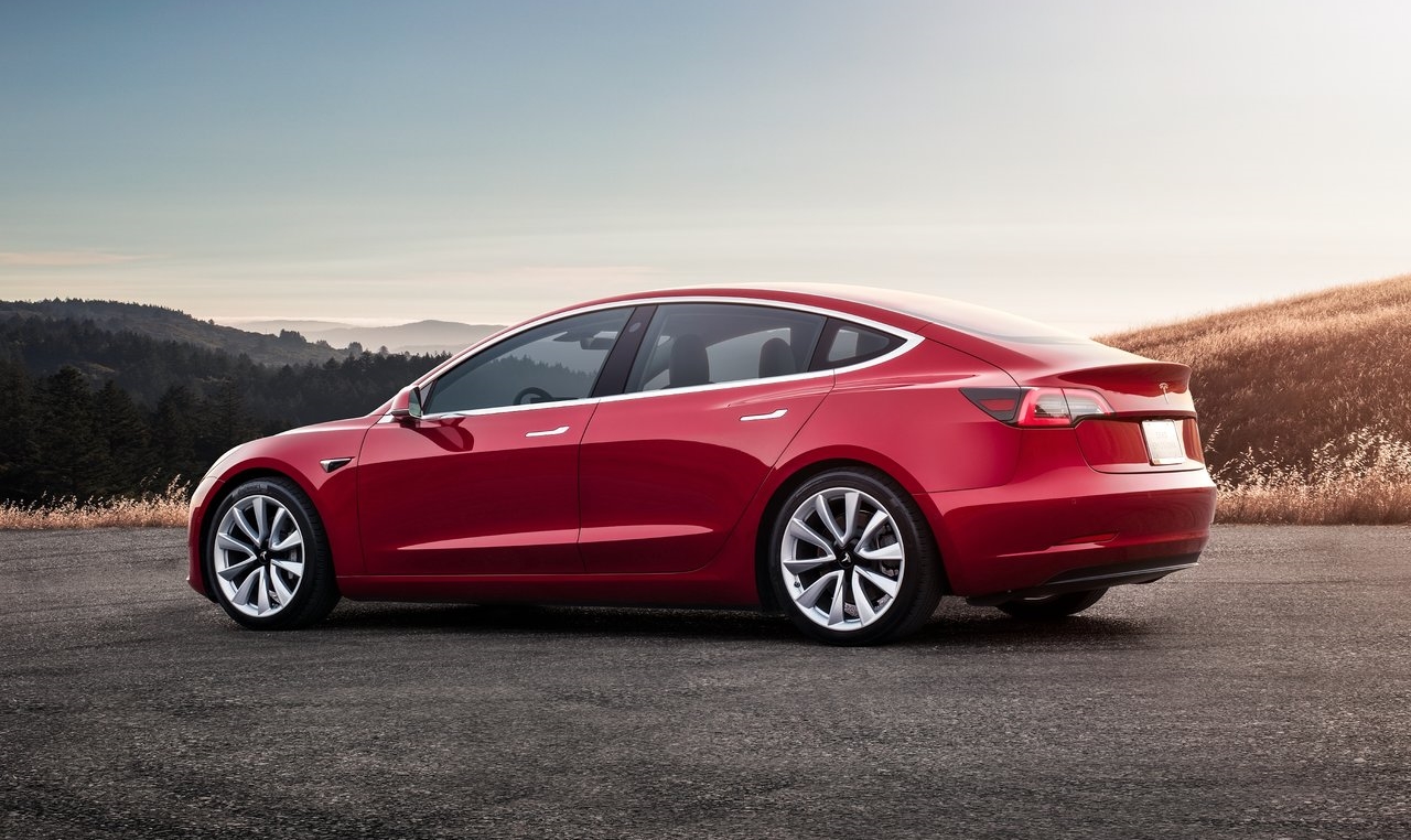 Tesla Model 3 2018 1280 0d carro elétrico