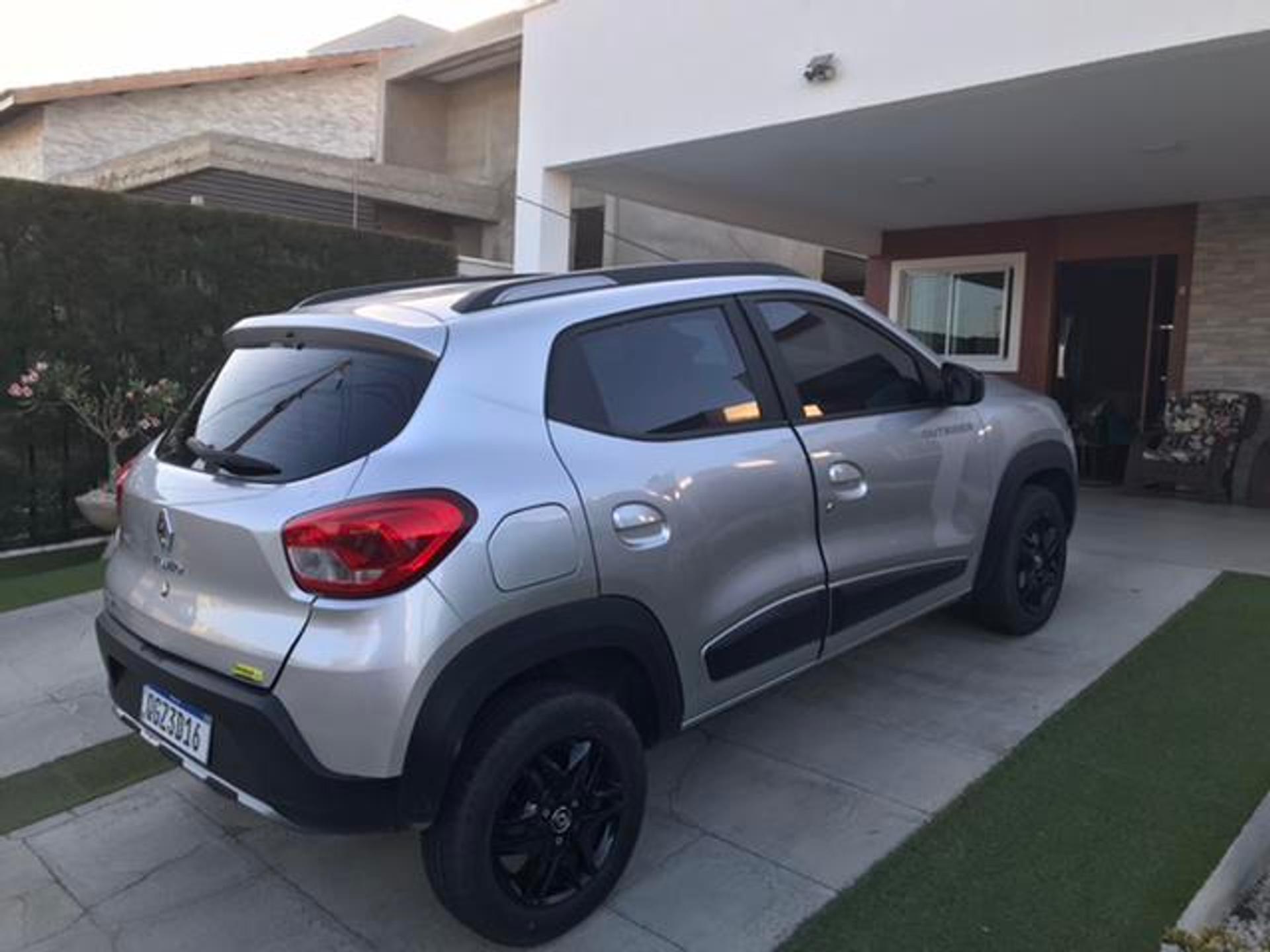 Renault Kwid 1.0 12v Sce Flex Outsider Manual carros seminovos