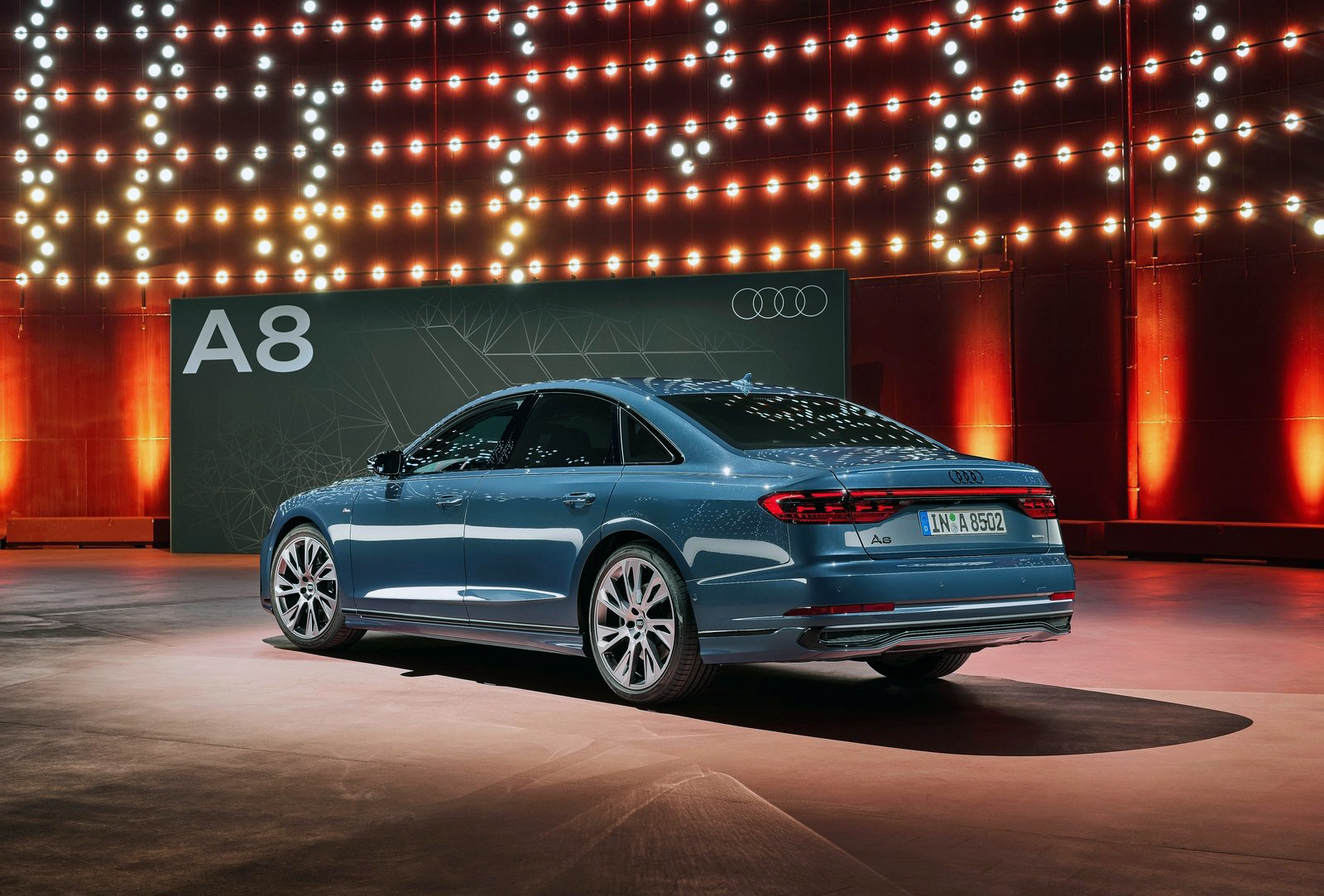 Audi A8 2023 Traseira