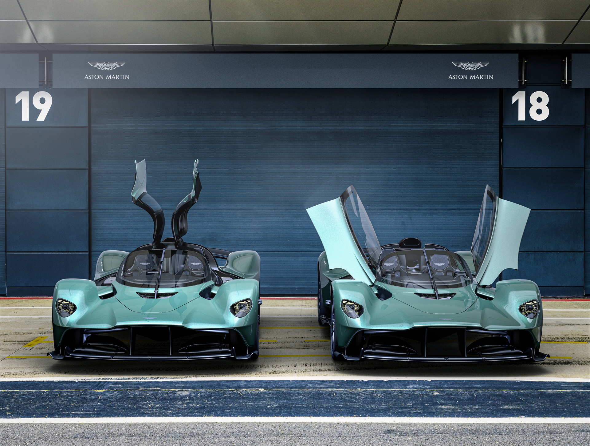 2023 Aston Martin Valkyrie Spider 5