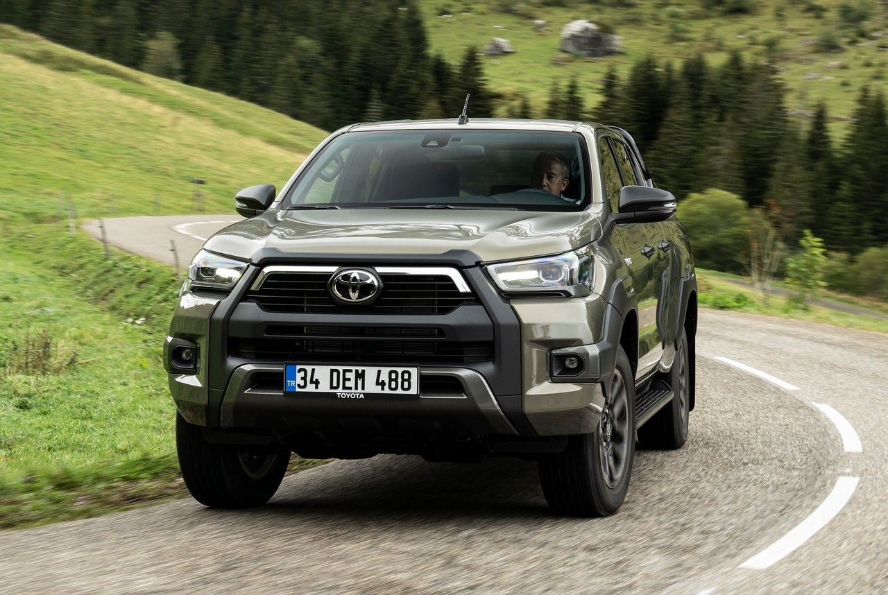 Toyota Hilux 2021 1280 0c