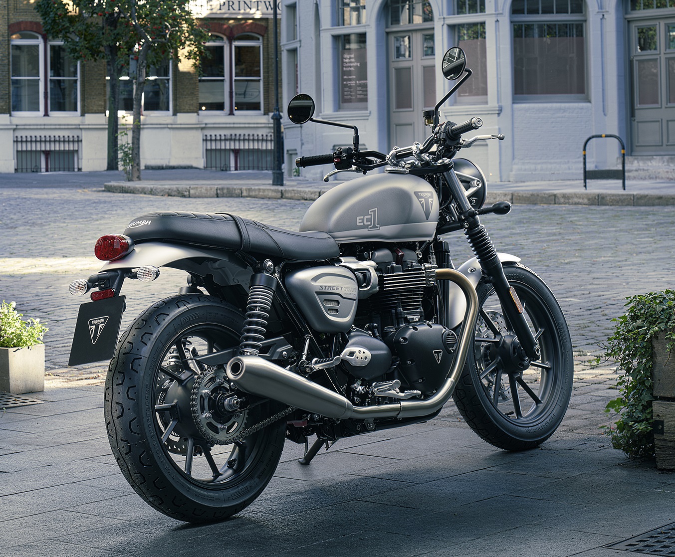 Triumph Street Twin Ec1 (1)