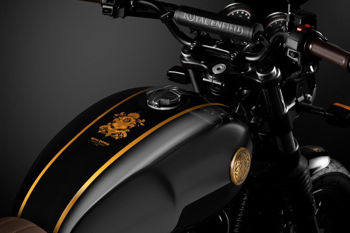 120th Anniversary Edition Royal Enfield Interceptor Int 650 Continental Gt 650 Revealed At Eicma 2021 4 1