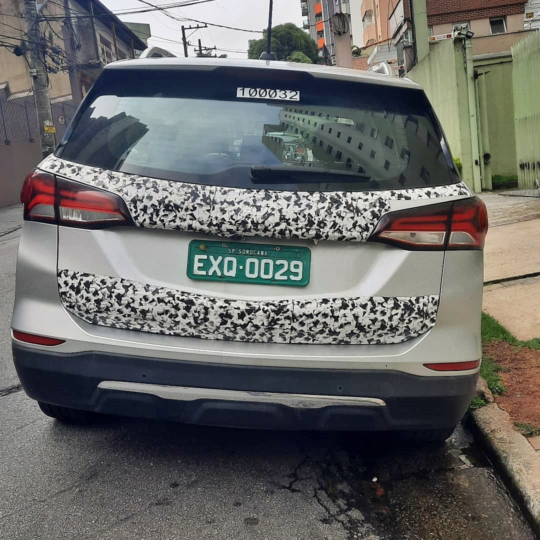 Flagra Chevrolet Equinox (6)